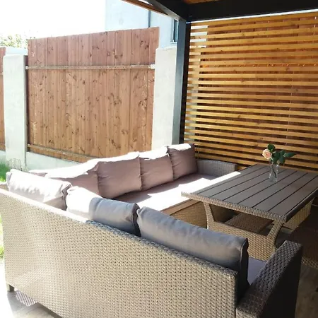 וילה Mara אפורי נורד